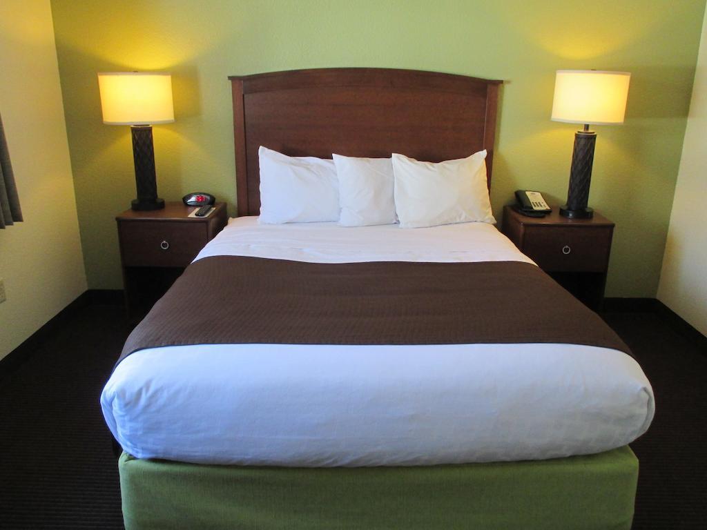 Cobblestone Hotel & Suites - วิสคอนซิน แรพิดส์ ภายนอก รูปภาพ