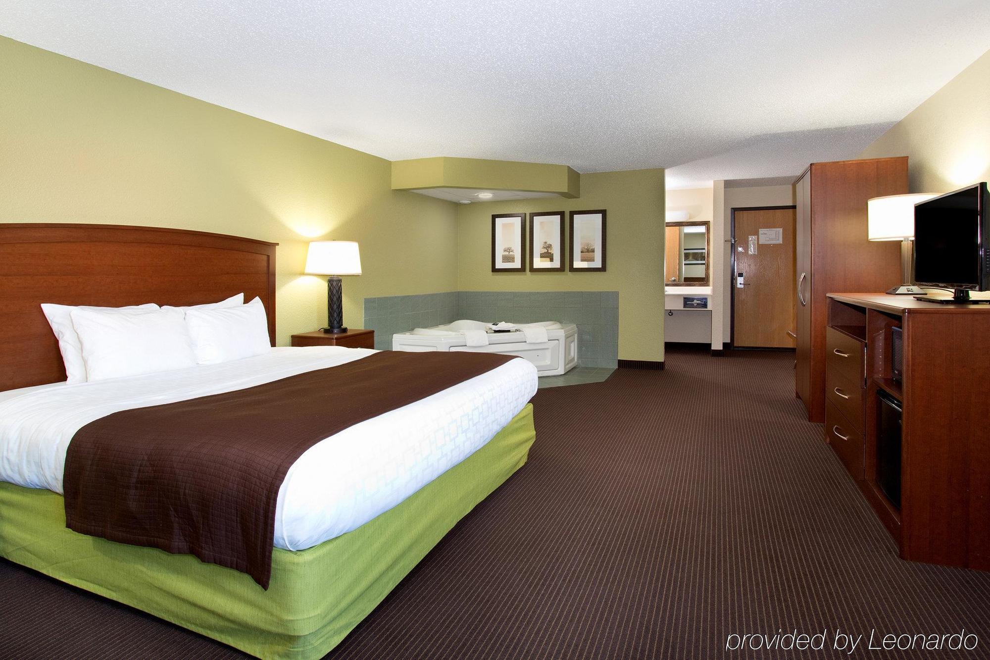 Cobblestone Hotel & Suites - วิสคอนซิน แรพิดส์ ภายนอก รูปภาพ